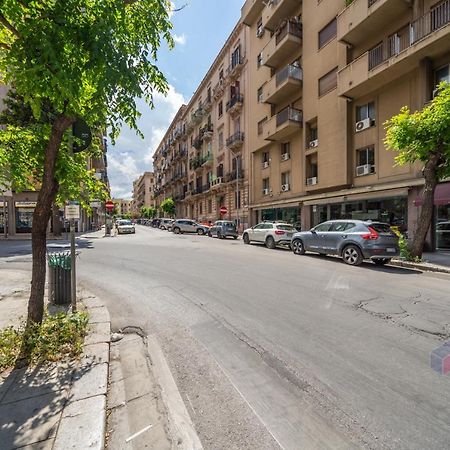 פלרמו Le Rose Di Nonna Maria, Appartamento Di Lusso In Centro Citta מראה חיצוני תמונה